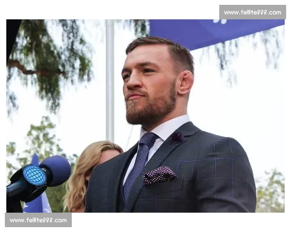 麦格雷戈与荷洛威巅峰对决分析 谁能在这场世纪之战中占得先机